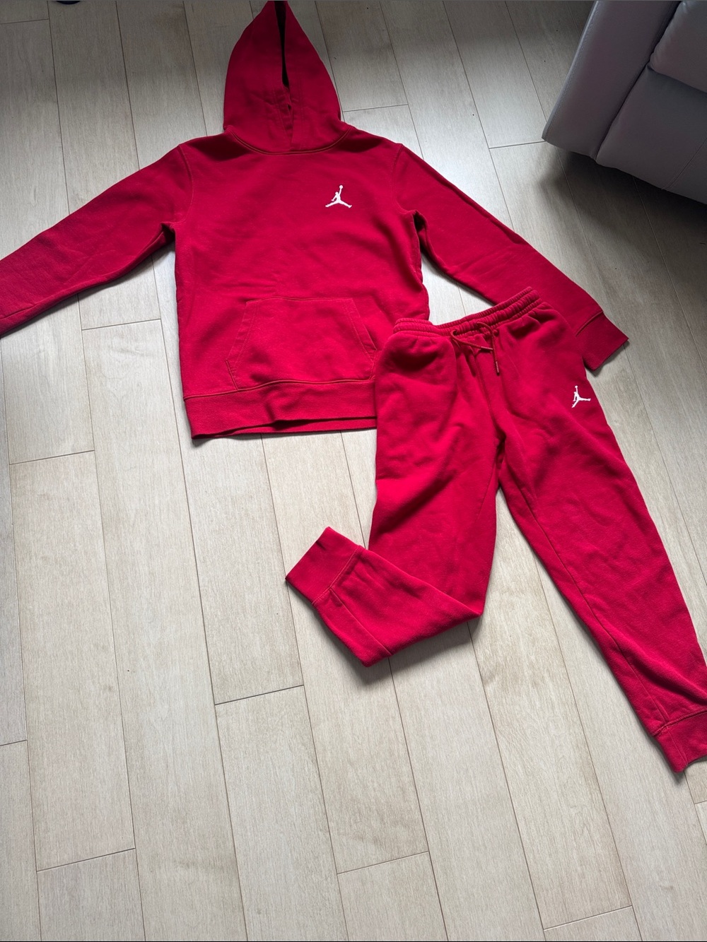 Jordan Red Pullover Hoodie & Sweatpants Set